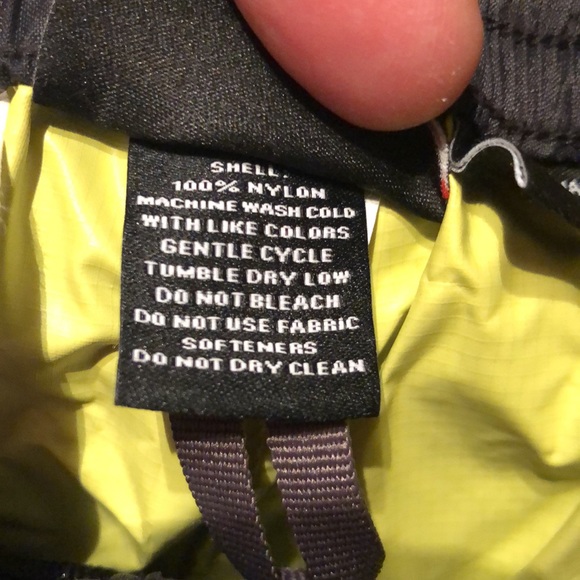 EASTERN MOUNTAIN SPORTS Size Medium SYSTEM 3 Nylon WaterResistant Adjust $47 NEW - Picture 5 of 15